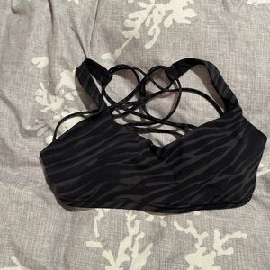 Lululemon size 8 sports bra